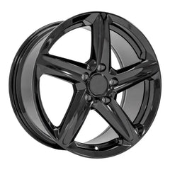 Angle view of an 18x8.5 Gloss Black wheel replacement for Chevy Corvette replica rim 9511103